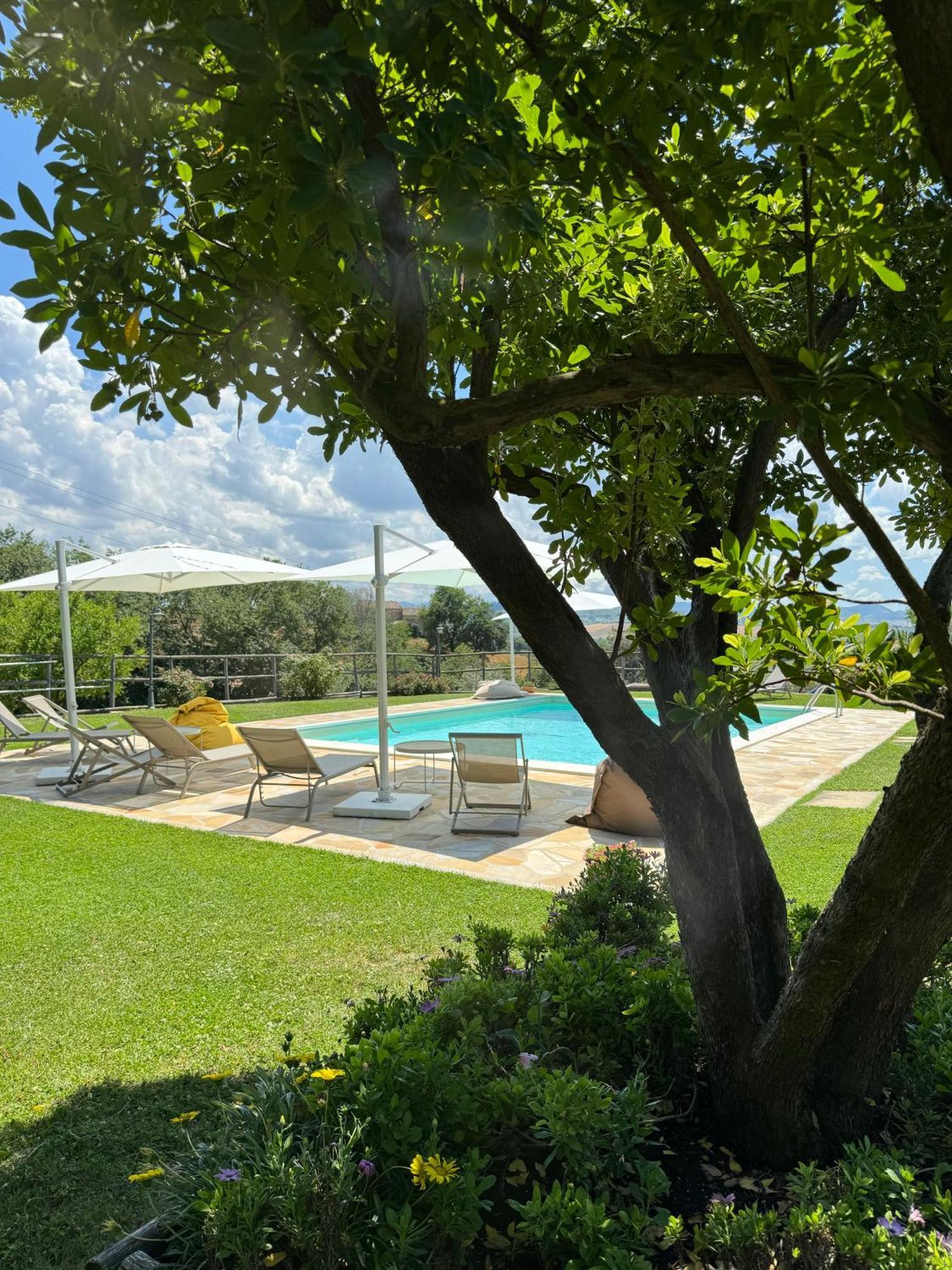 Montenovo Country House Ostra Vetere Exterior foto